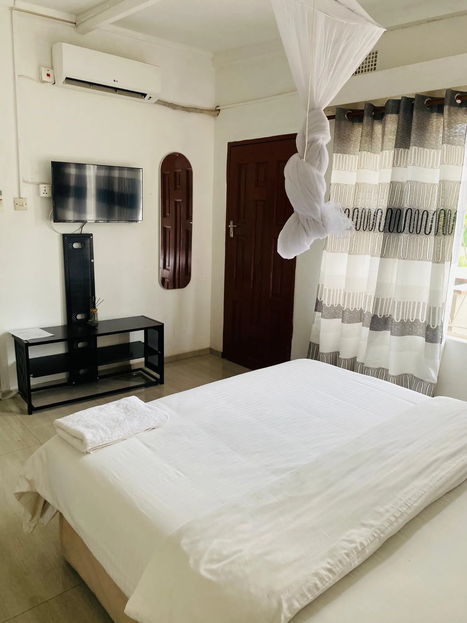 APARTMENT THREE — view 2